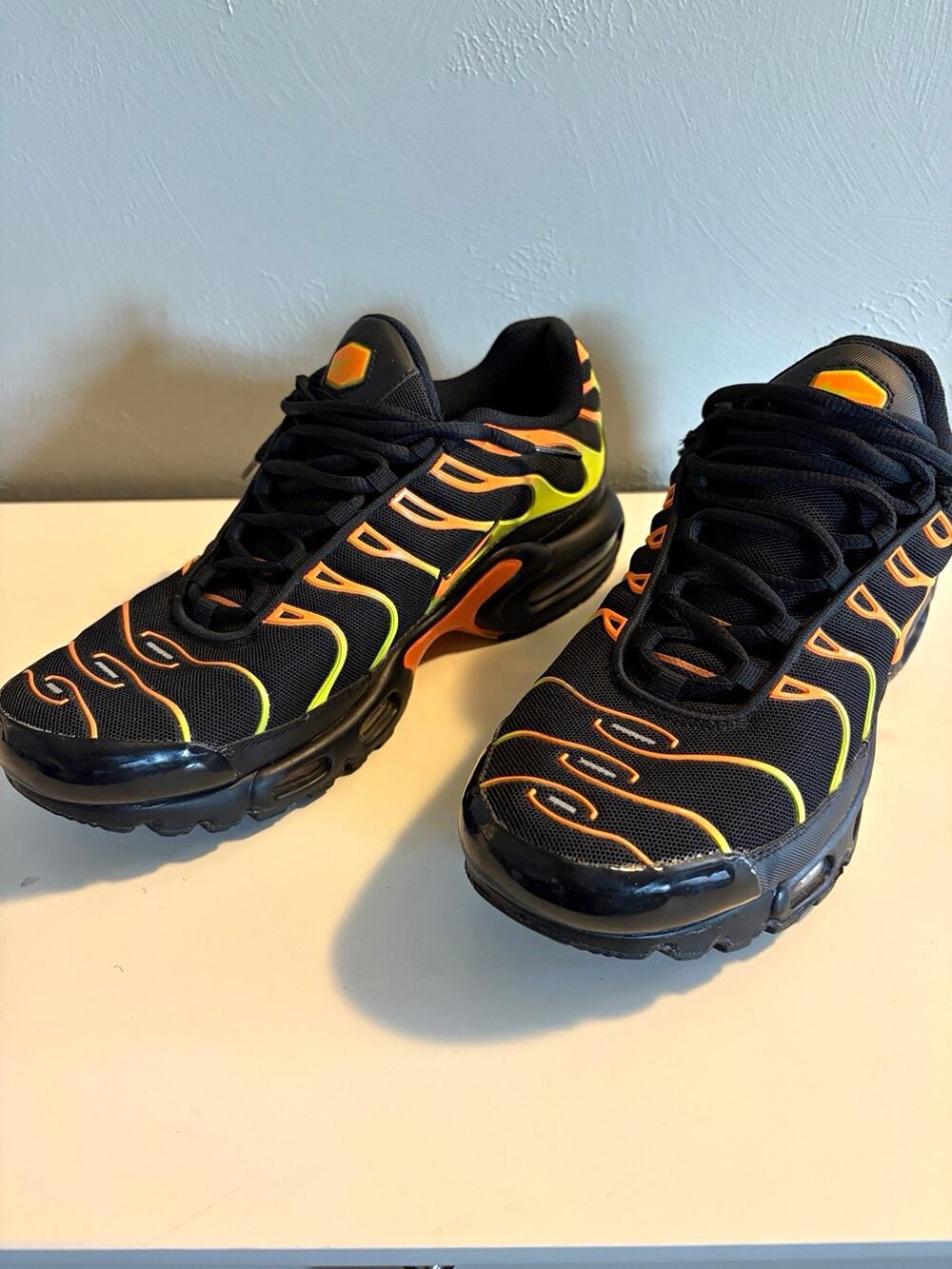 Nike Air Max Plus TN Tiger Total Orange Men's Sz 9.5 852630-033 (0298) No Box